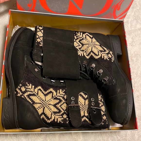 Kelsi Dagger ILya Boots - Picture 5 of 10